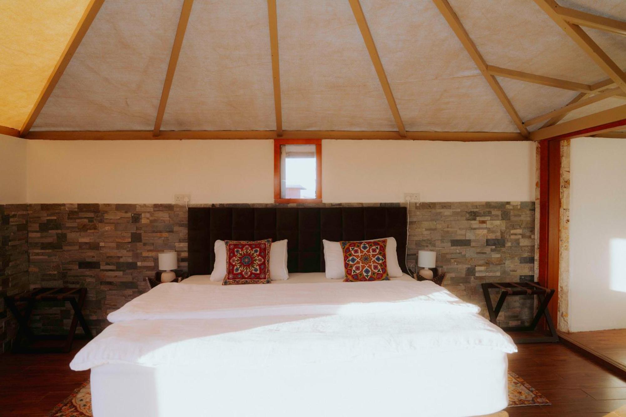 Silent Dunes Camp Ḩawīyah エクステリア 写真