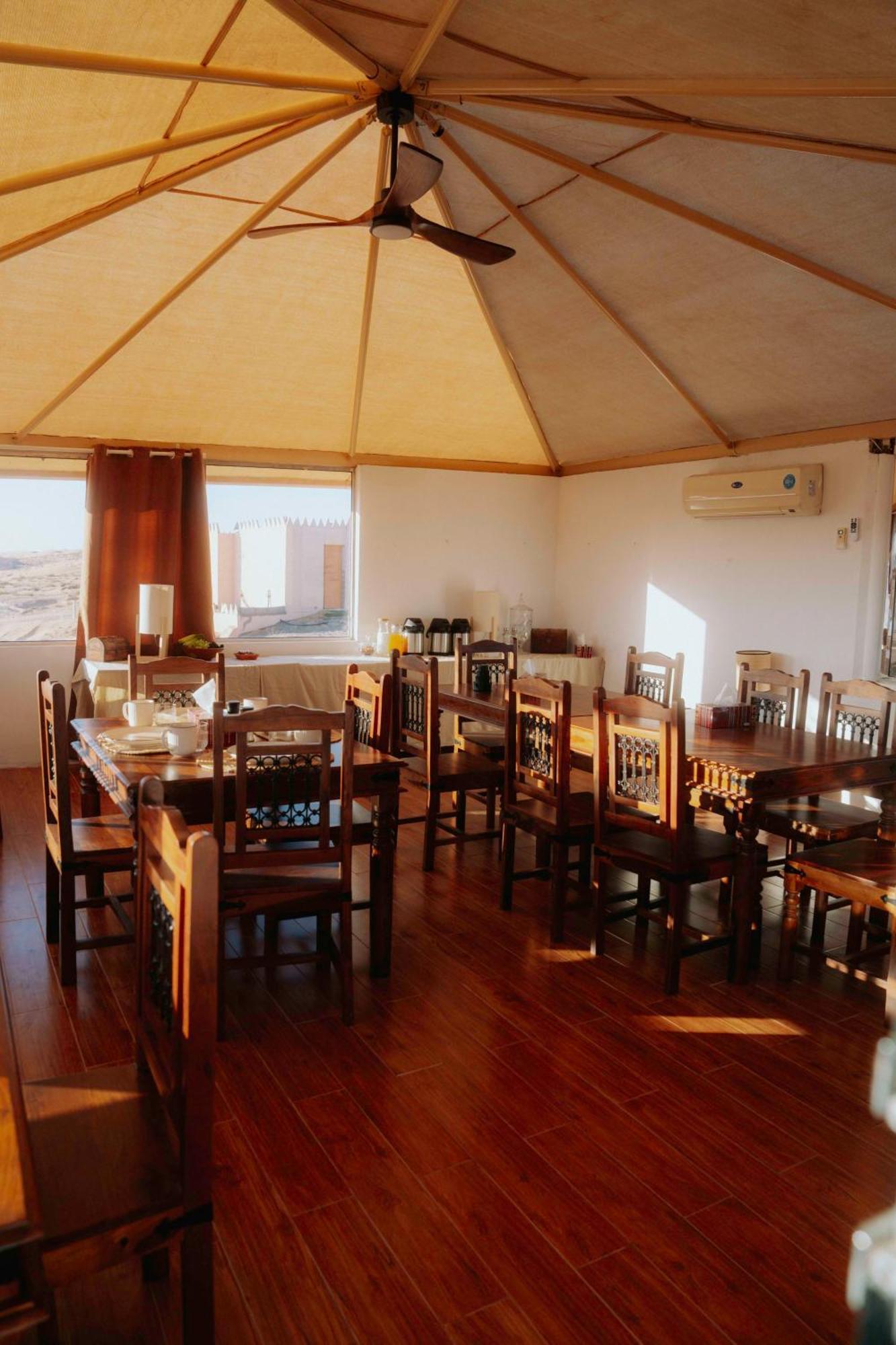 Silent Dunes Camp Ḩawīyah エクステリア 写真